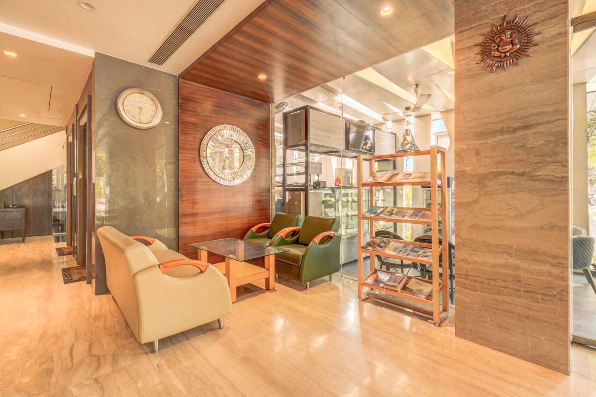 The Ssk Solitaire Hotel & Banquets Nashik Exterior photo