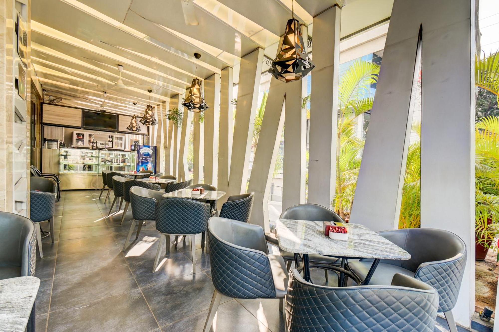 The Ssk Solitaire Hotel & Banquets Nashik Exterior photo
